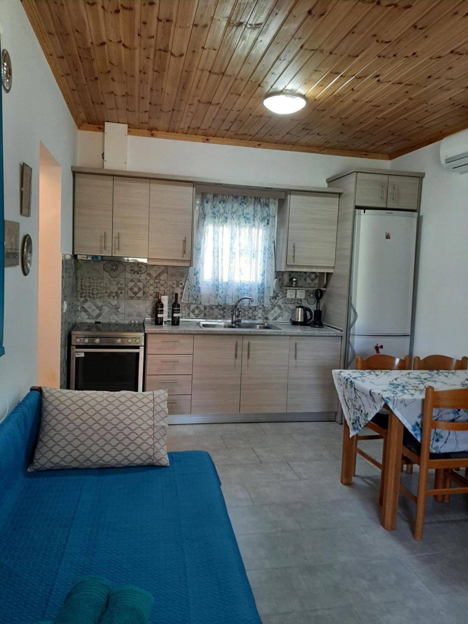 Ktima Mimoza Apartment Сикия Стая снимка